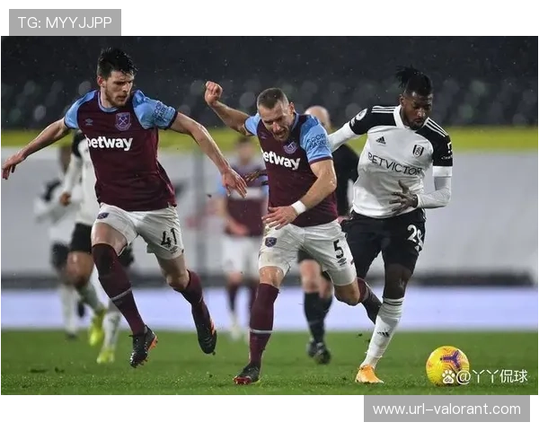西汉姆联2-0领先遭逆转，防守漏洞凸显
